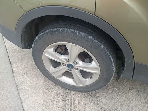 Used 2013 Ford Escape SE FWD image 18