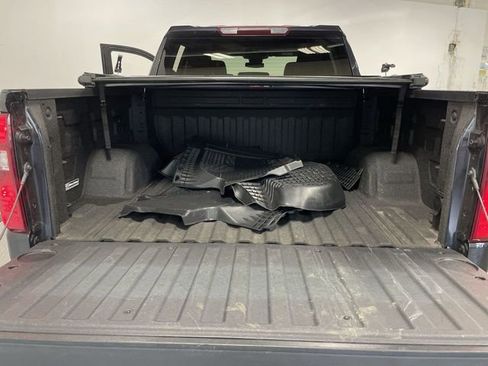 Used 2024 Chevrolet Silverado 1500 LT AWD/4WD image 25