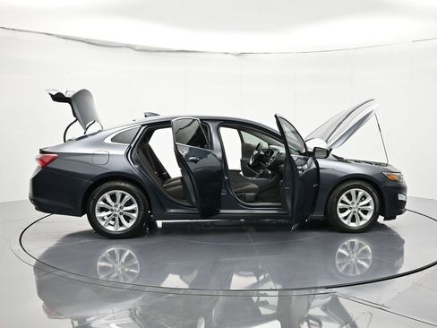 Used 2021 Chevrolet Malibu LT image 46