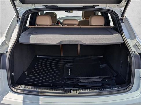 Used 2019 Porsche Macan AWD/4WD image 6