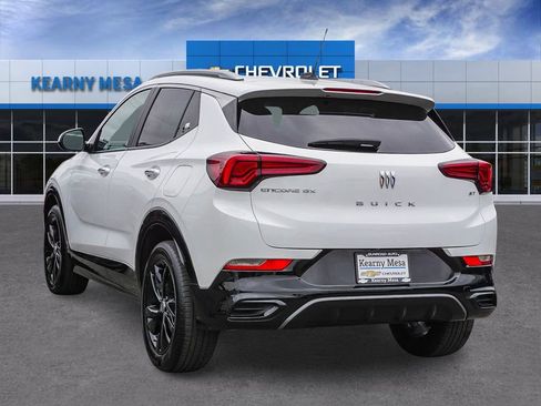 Used 2024 Buick Encore GX Sport Touring FWD image 4