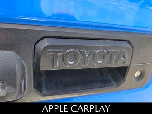 Used 2021 Toyota Tacoma TRD Off-Road AWD/4WD image 10