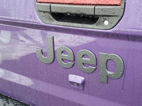 New 2026 Jeep Gladiator Sport AWD/4WD image 7