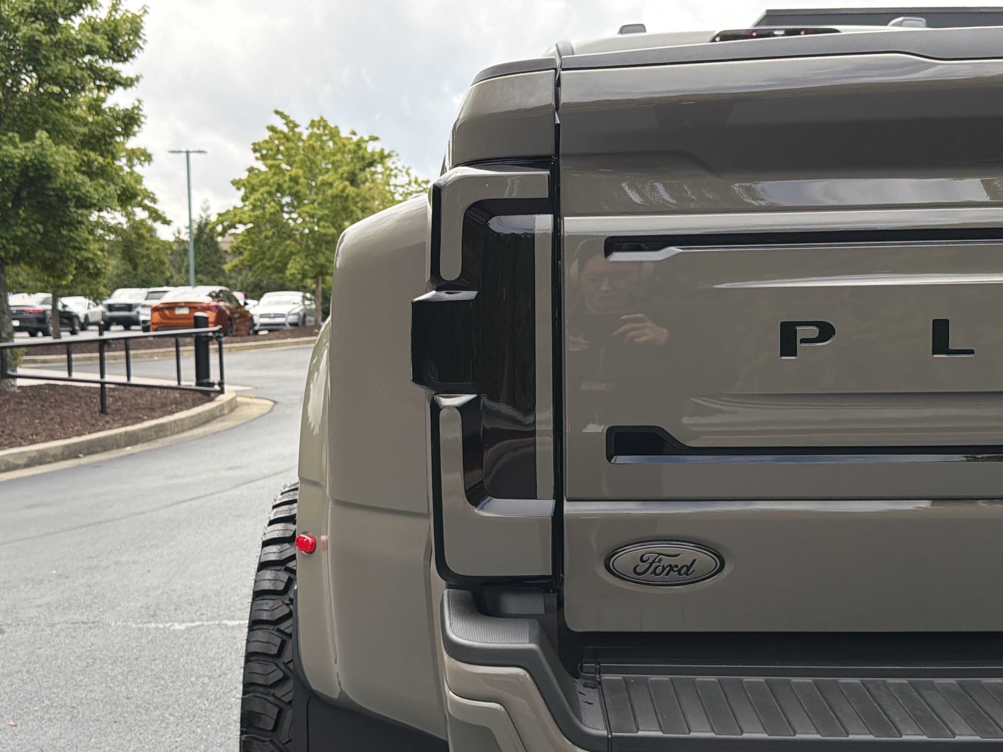 Used 2026 Ford F450 Platinum w/ Platinum Plus Package AWD/4WD image 47