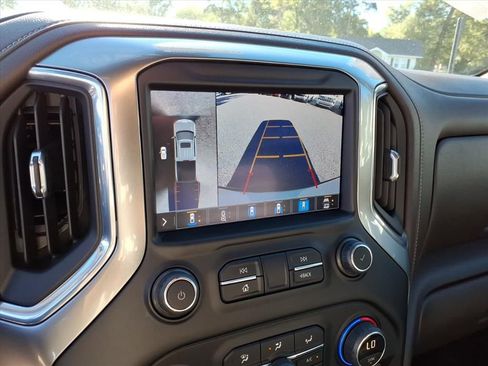 Used 2022 Chevrolet Silverado 1500 LTZ w/ LTZ Premium Package image 20