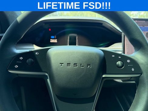 Used 2024 Tesla Model X Plaid AWD/4WD image 19