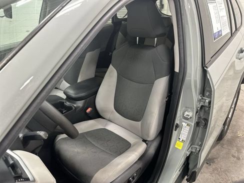 Used 2023 Toyota RAV4 XLE FWD image 13