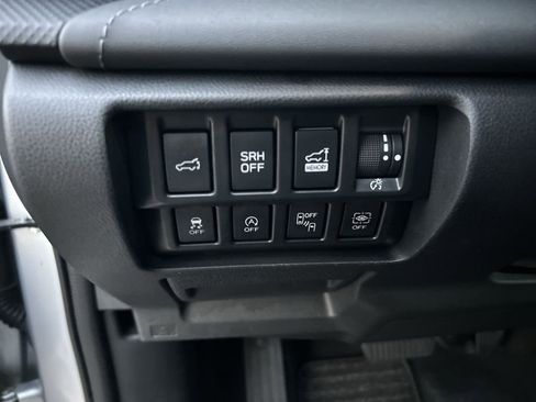Certified 2023 Subaru Forester Touring AWD/4WD image 17