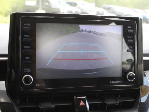 Used 2022 Toyota Corolla LE w/ Carpet Mat Package (TMS) FWD image 13