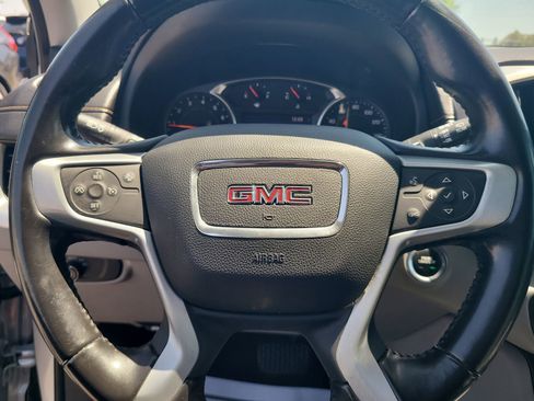 Used 2020 GMC Terrain SLE w/ Driver Convenience Package FWD image 13