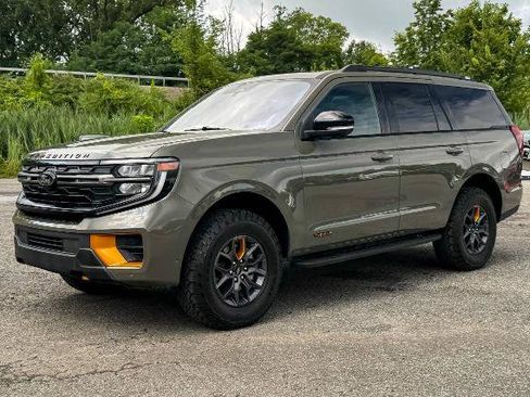 Certified 2025 Ford Expedition Tremor AWD/4WD image 7