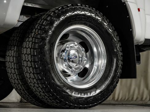 Used 2022 Ford F350 Lariat w/ Lariat Ultimate Package AWD/4WD image 55