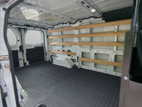 Certified 2024 Ford Transit 250 Low Roof w/ Exterior Upgrade Package image 45