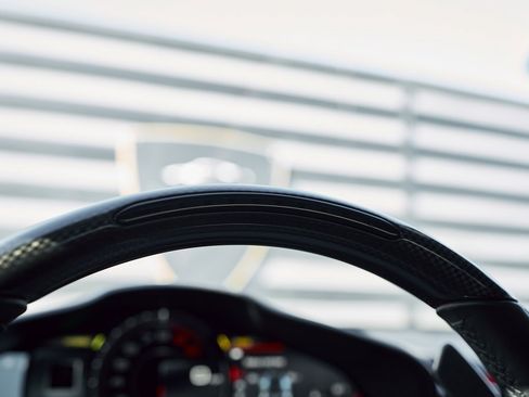 Used 2022 Ferrari SF90 Stradale image 62