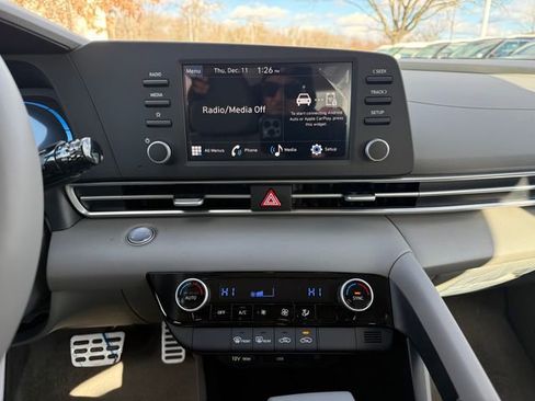 New 2026 Hyundai Elantra Sport image 15