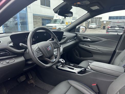 Used 2024 Buick Envista Sport Touring w/ Convenience I Package image 12