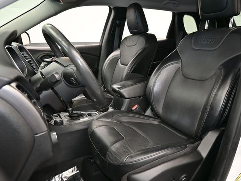 Used 2022 Jeep Cherokee Latitude Lux image 10