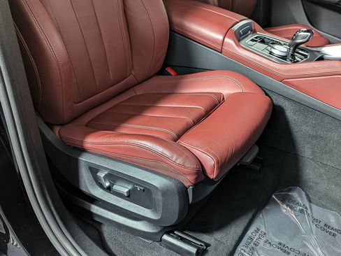 Used 2022 BMW X6 xDrive40i w/ Premium Package image 25