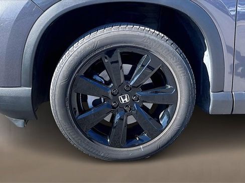 Used 2025 Honda Pilot Black Edition image 6