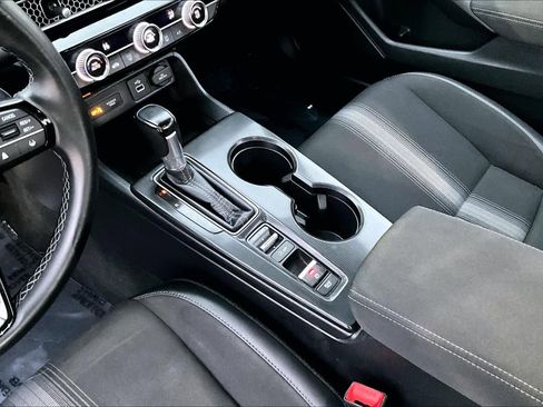 Used 2023 Honda Civic Sport image 15