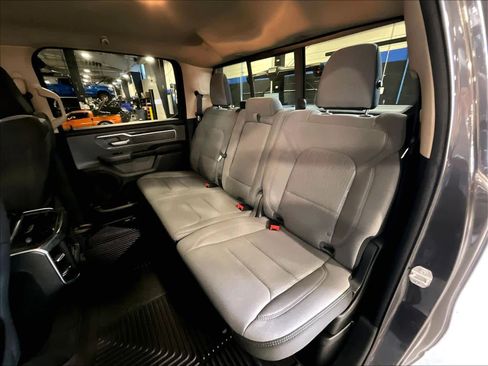 Used 2019 RAM 1500 Big Horn image 15