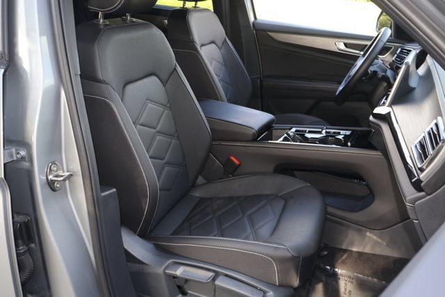 Certified 2026 Volkswagen Atlas Cross Sport SE FWD image 20