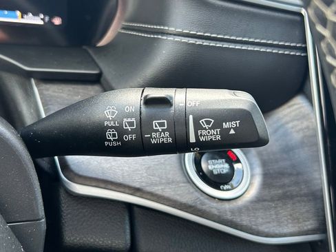 Certified 2024 Jeep Grand Cherokee Limited w/ Black Appearance Package image 50