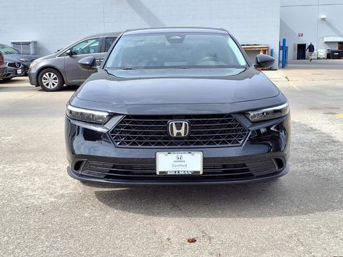 Certified 2025 Honda Accord LX image 19
