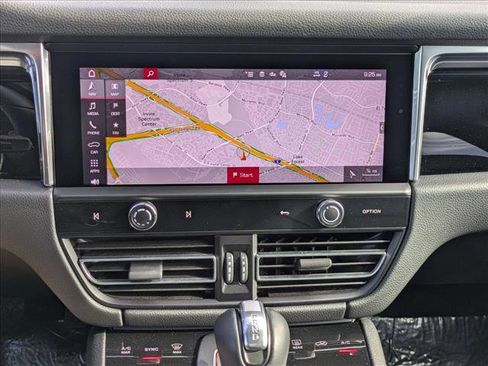 Used 2025 Porsche Macan Turbo image 17