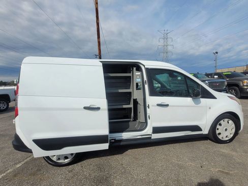 Used 2020 Ford Transit Connect XLT image 15