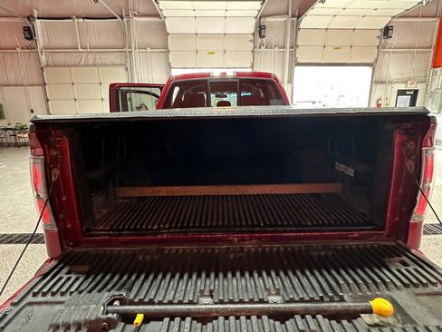 Used 2013 Ford F150 FX4 w/ Mid Equipment Group AWD/4WD image 17
