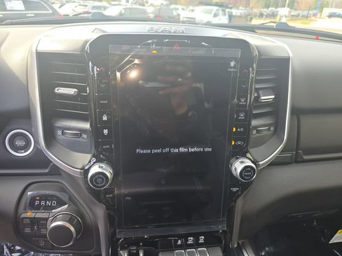 New 2026 RAM 1500 Big Horn AWD/4WD image 21