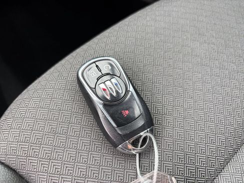 Used 2025 Buick Encore GX Preferred FWD image 20