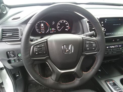 Used 2024 Honda Ridgeline TrailSport image 14