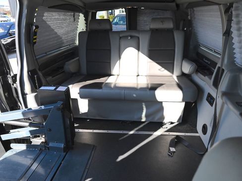 Used 2018 GMC Savana 2500 LS image 37