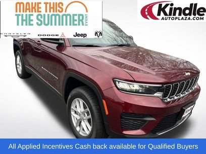 New 2025 Jeep Grand Cherokee Laredo X w/ Luxury Tech Group I