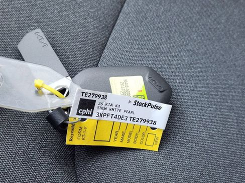 New 2026 Kia K4 LXS image 26