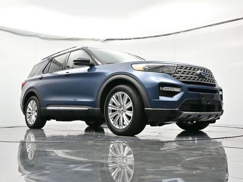 Used 2020 Ford Explorer Limited w/ Class III Trailer Tow Package image 42