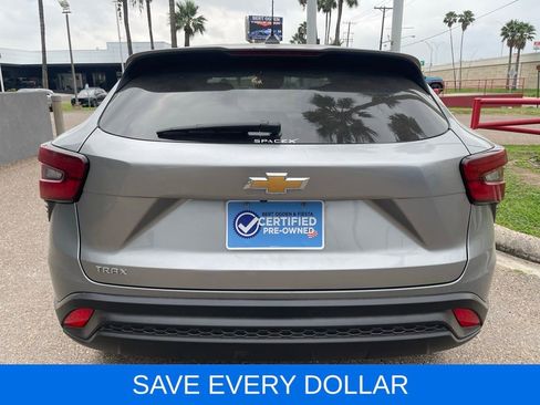 Used 2024 Chevrolet Trax LS FWD image 5