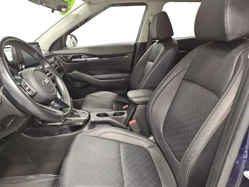 Used 2021 Kia Seltos EX image 9