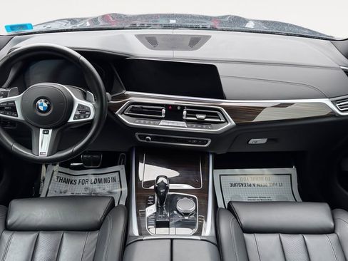 Used 2021 BMW X5 xDrive40i w/ M Sport Package AWD/4WD image 16