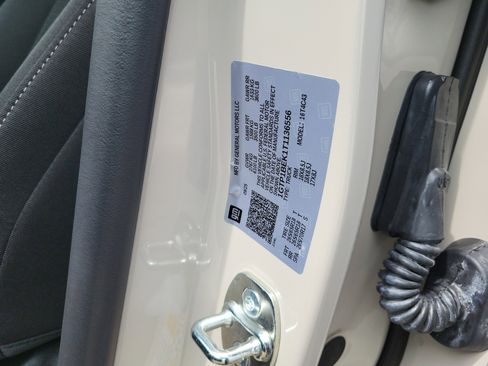 New 2026 GMC Canyon Elevation w/ Convenience Package image 28