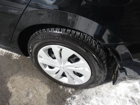 Used 2024 Nissan Versa S w/ Trunk Package FWD image 10