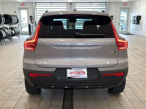 New 2026 Volvo XC40 B5 Plus w/ Climate Package image 6