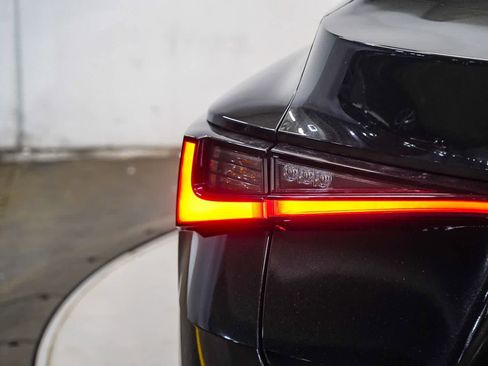 Used 2021 Lexus IS 300 w/ Comfort Package image 11