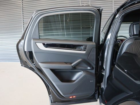 New 2026 Porsche Cayenne S AWD/4WD image 23