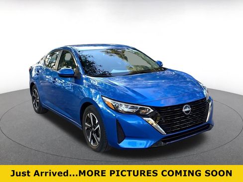 Used 2025 Nissan Sentra SV image 1