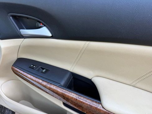 Used 2012 Honda Accord EX-L image 44