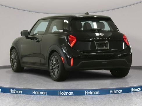 Certified 2025 MINI Cooper 2-Door Hardtop image 7