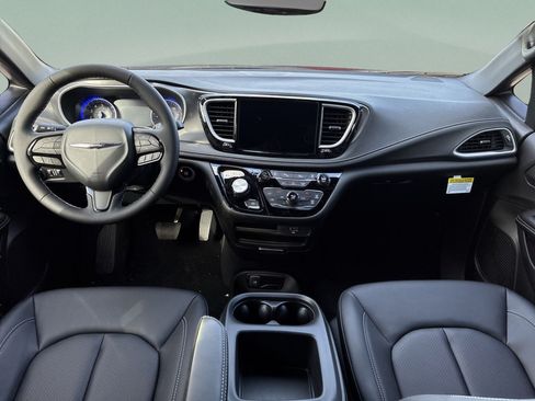New 2026 Chrysler Pacifica Select w/ S Appearance Package FWD image 24